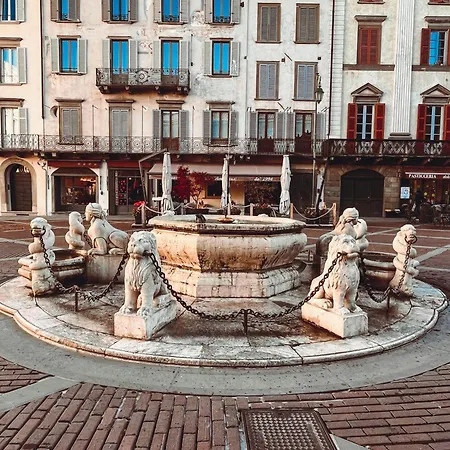 La Casa Di Anna - Tribunale 베르가모